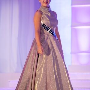 Elegant Gold Evening Gown